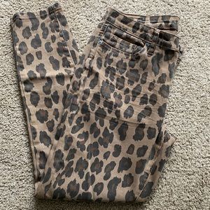 (BLANK NYC) Animal print jeans size 28